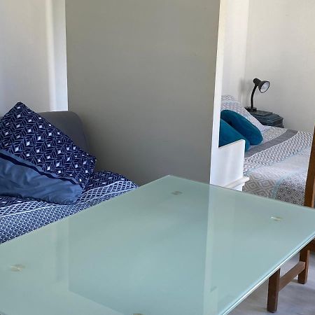 Le CheneAdorable Gesthouse Avec Parking Gratuit Sur Place.アパートメント エクステリア 写真