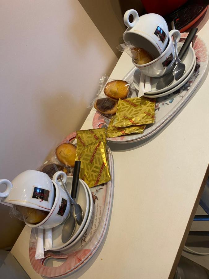 Le CheneAdorable Gesthouse Avec Parking Gratuit Sur Place.アパートメント エクステリア 写真