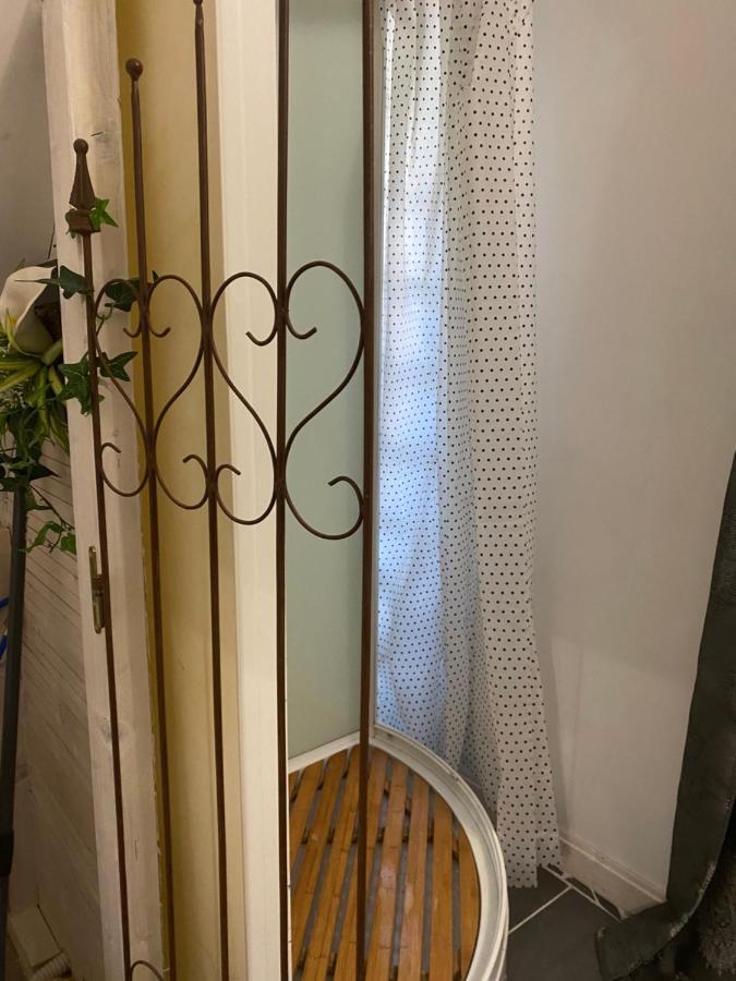 Le CheneAdorable Gesthouse Avec Parking Gratuit Sur Place.アパートメント エクステリア 写真
